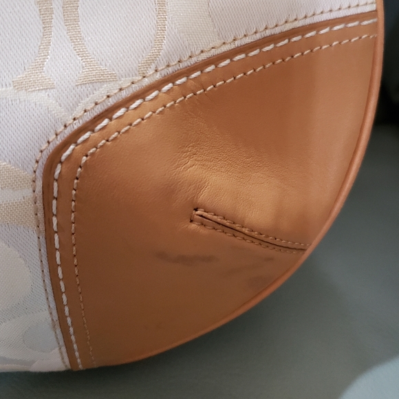 Vintage Coach signature Canvas shoulder bag - Picture 11 of 16